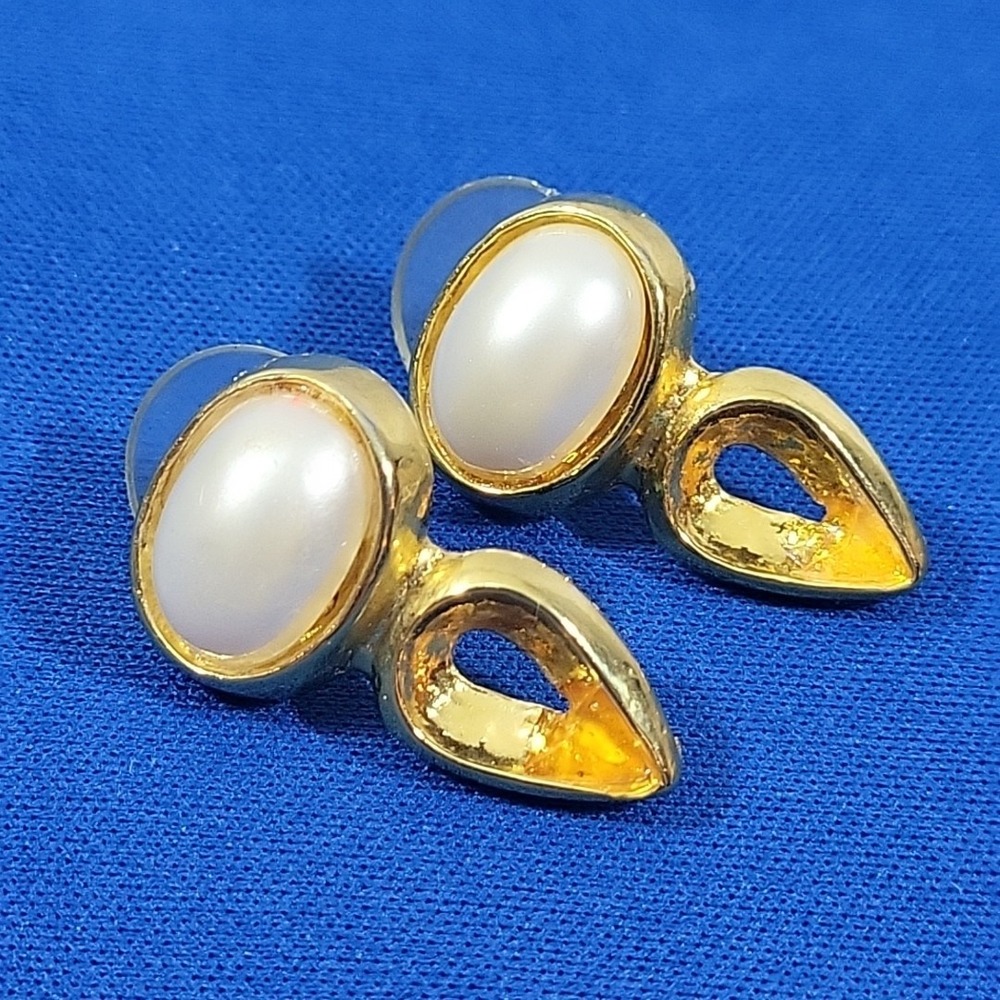 Vintage 90s Statement Earrings Gold Tone Faux Pearl Teardrop‎ Pierced Posts